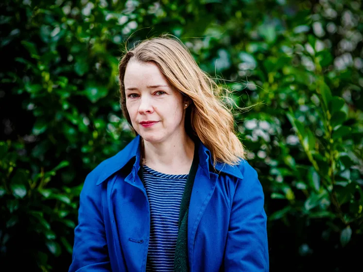 Nina_Bang_Larsen_port-2